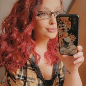 Meet your Posher, Britt